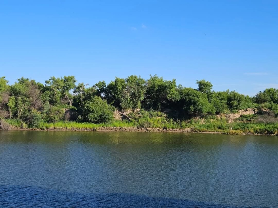 4 Bedroom Property for Sale in Leeudoringstad North West